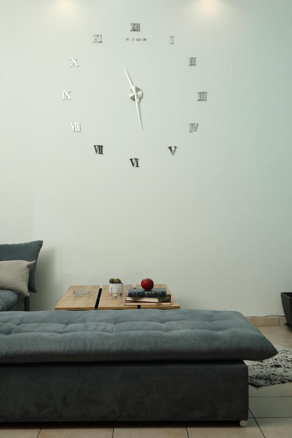 Nikea Apartment Near Piraeus Port And Metro St I Buitenkant foto